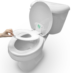 Biała nakładka Ity by Ingenuity Flip & Sit na toalecie