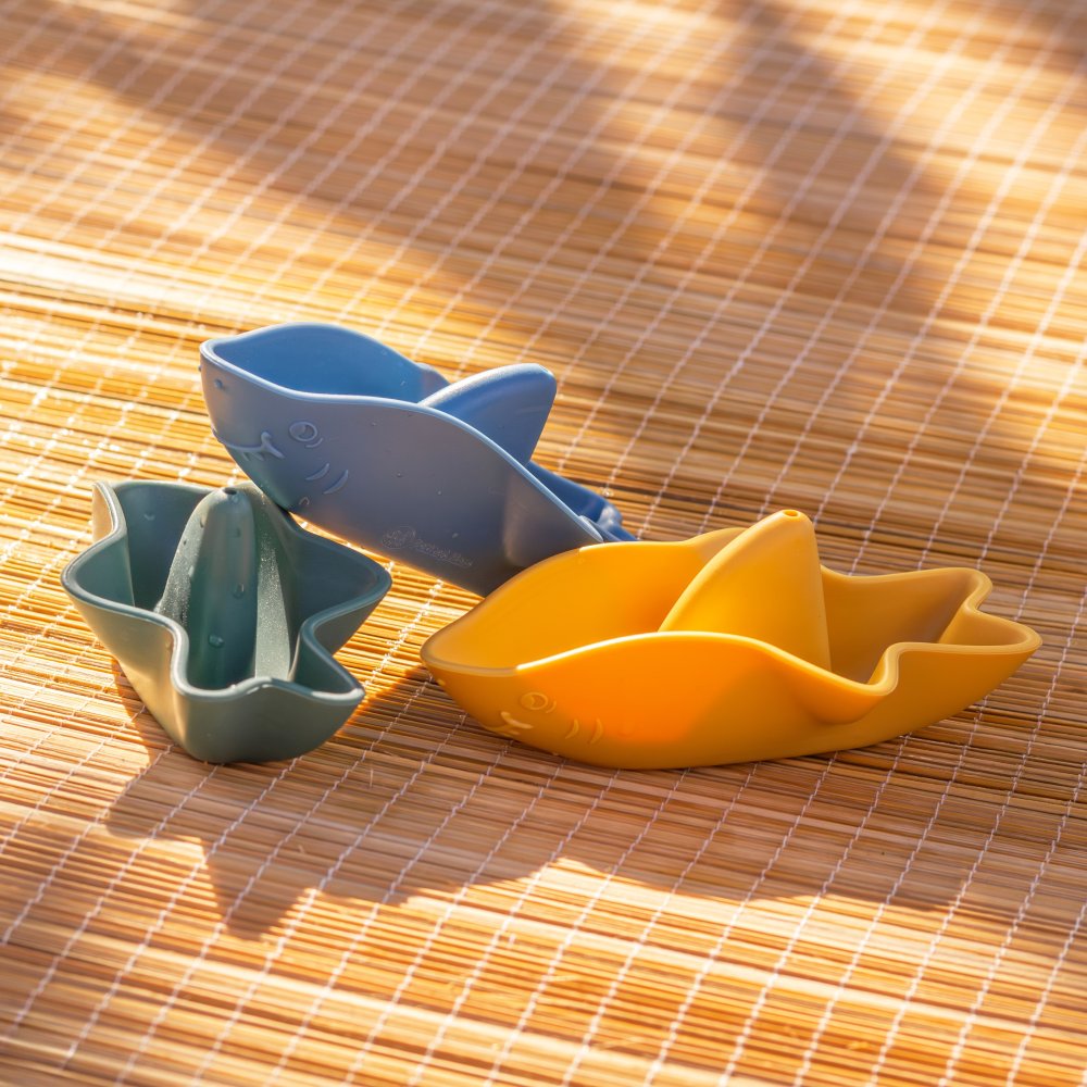 Zestaw Petite&Mars Sharks gotowy do zabawy w wodzie