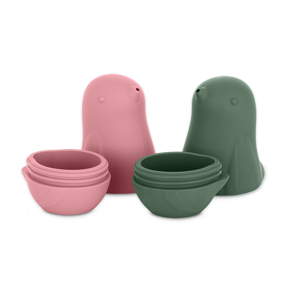 Rozłożone części zabawek kąpielowych Petite&Mars Love Birds Rose Green