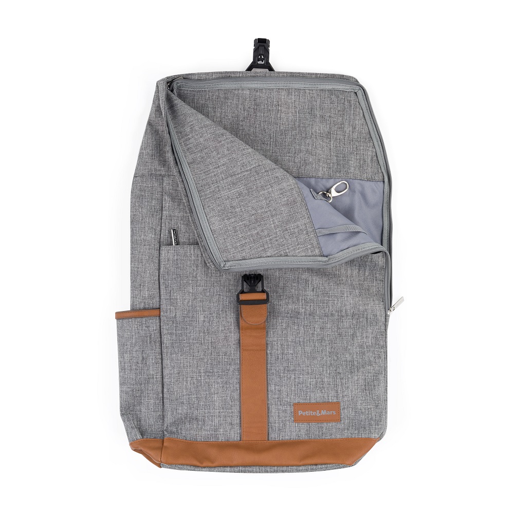 Otwarta komora plecaka Petite&Mars Jackob Ultimate Grey