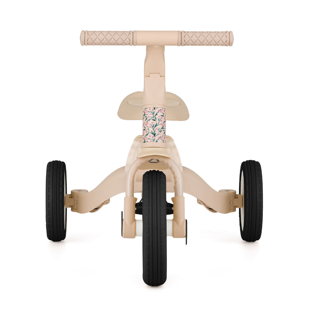 Rowerek Petite&Mars Turbo Pink Meadow widziany z przodu